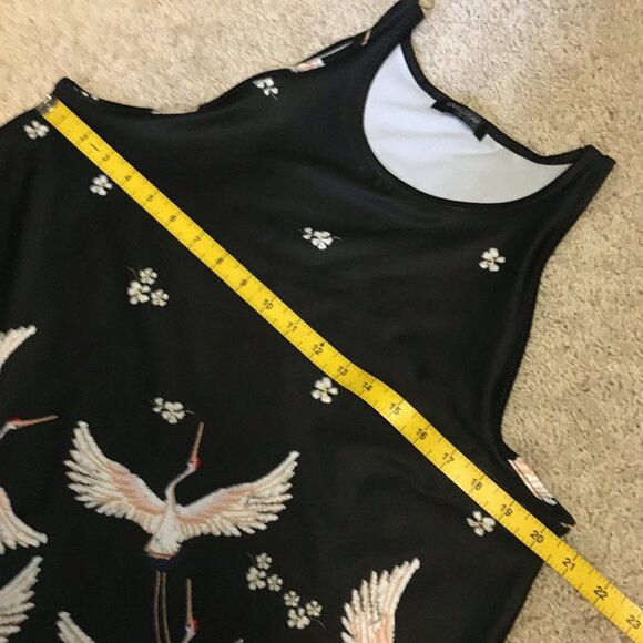 Black Sleeveless Pink and White Crane Tank Top - Picture 10 of 12